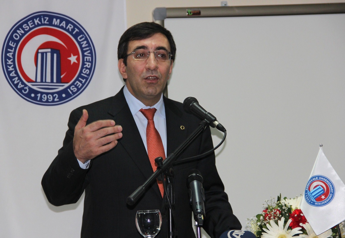 Yılmaz: 2014 Kritik Yıl
