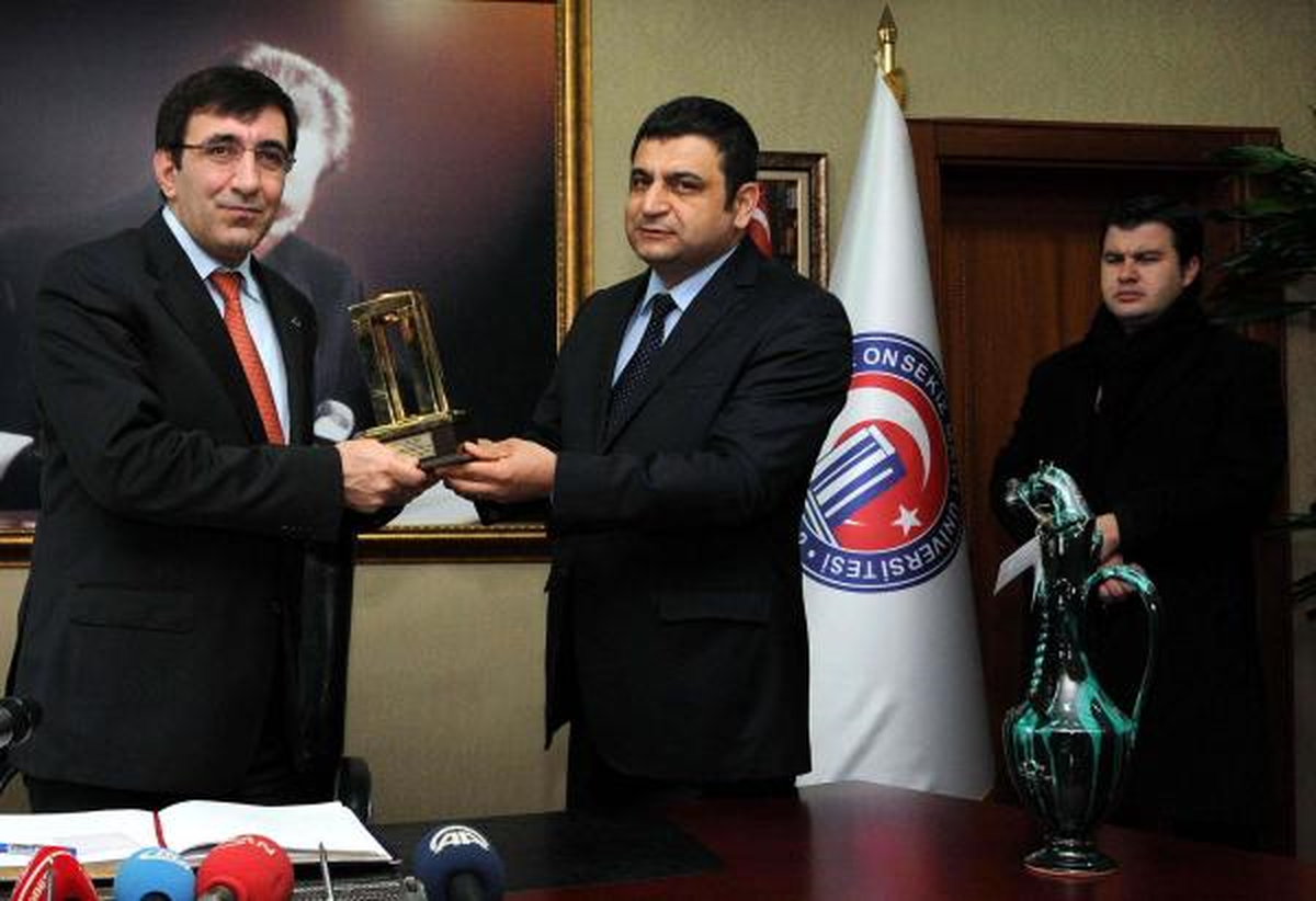 Kalkınma Bakanı Yılmaz\'dan Sanayicilere Ar-Ge Çağrısı