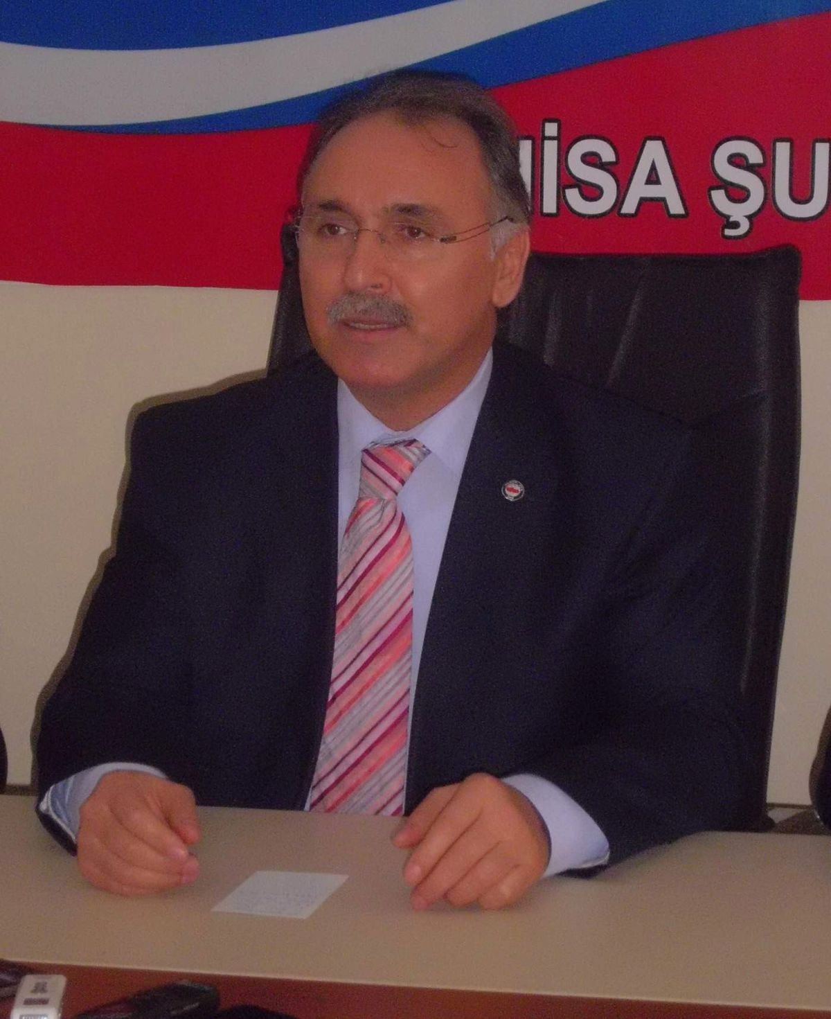 Kamuda Kılık Kıyafet Yönetmeliği\'ne Eleştiri