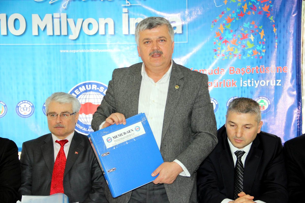 Kıyafet Özgürlüğüne 200 Bin İmza Toplandı