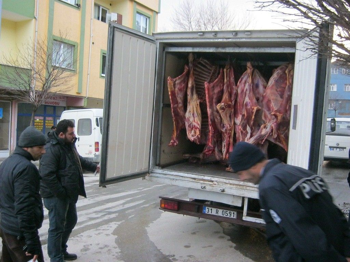 Marmaris\'te 700 Kilo Kaçak Et Ele Geçirildi