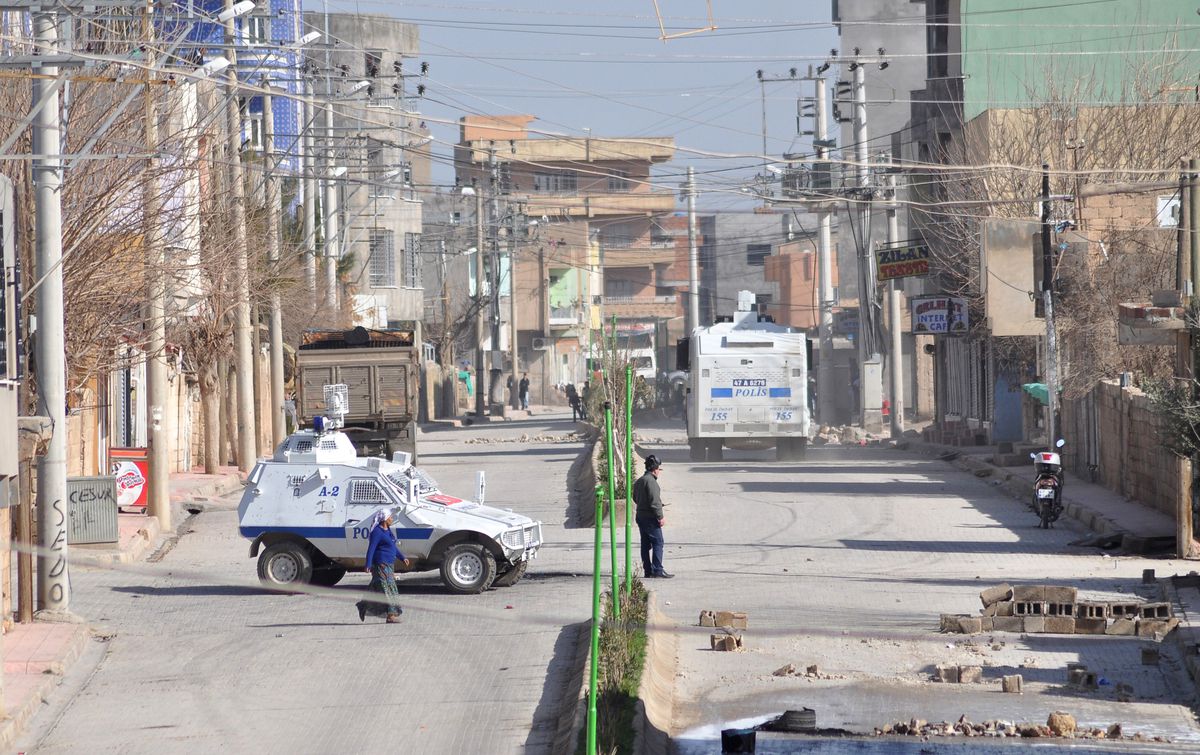 Nusaybin\'de "15 Şubat" Gerginliği