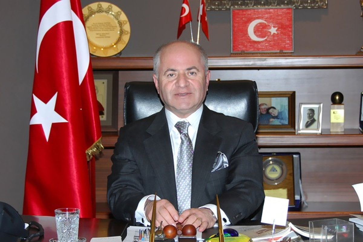 Öztürk, En Başarılı İlçe Belediye Başkanı