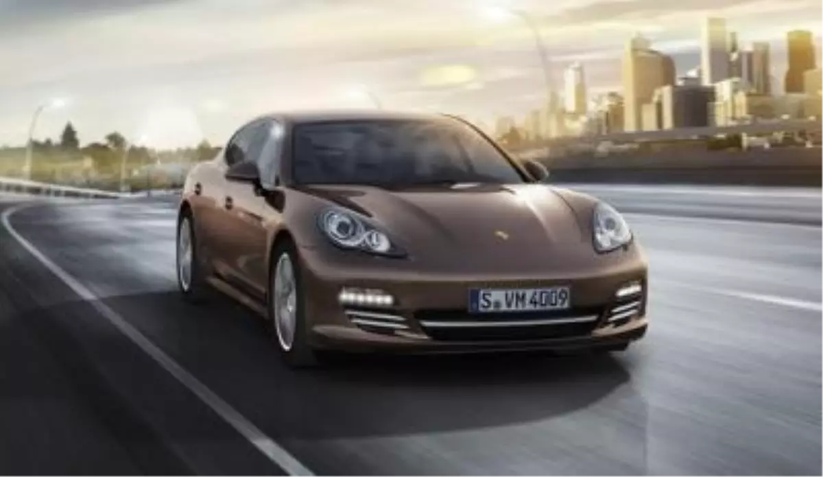 Panamera Yeni Bir Seviyede!