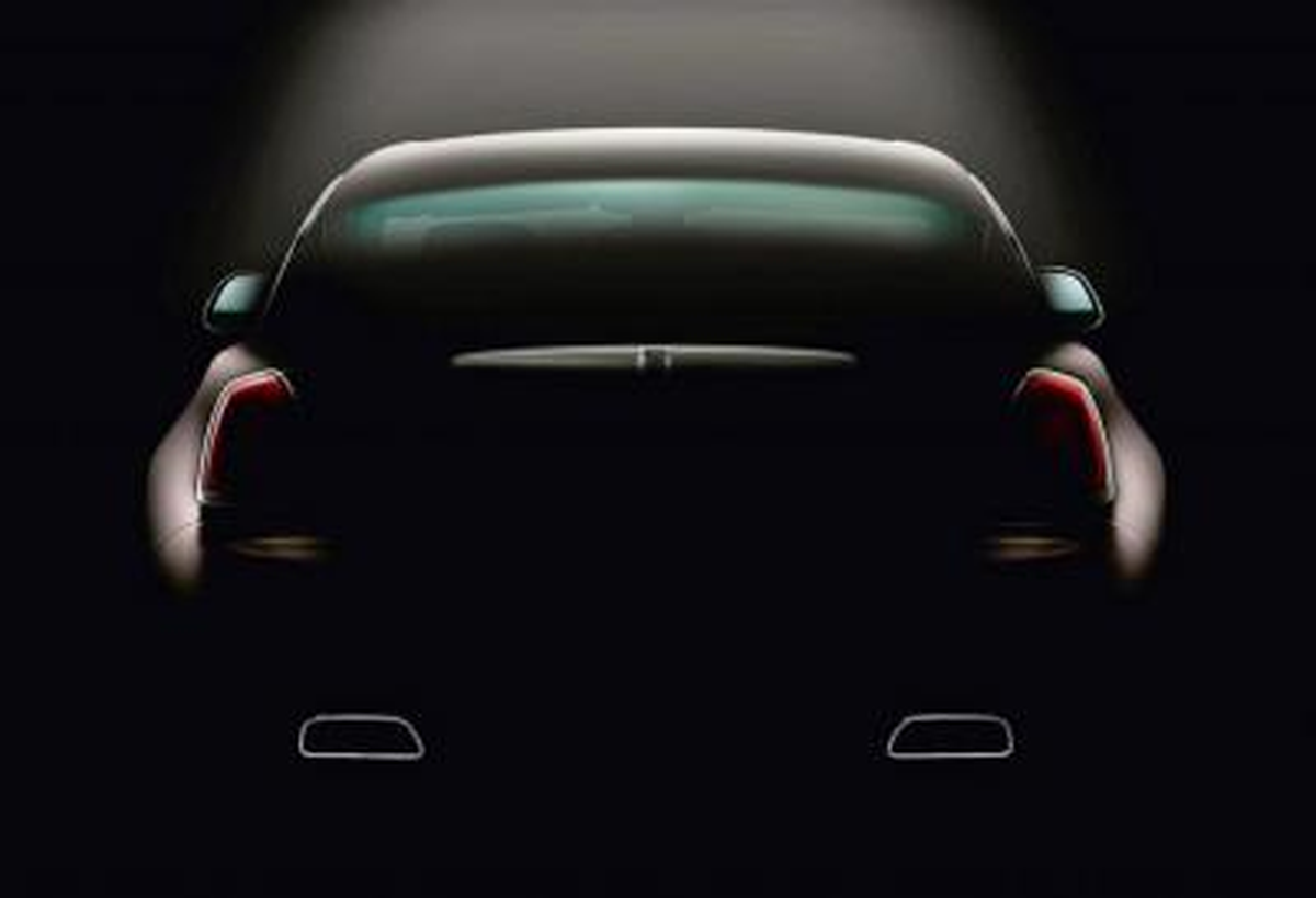 Rolls Royce, Hayalet Coupe ile İlgili Bir İpucu Daha Bıraktı!