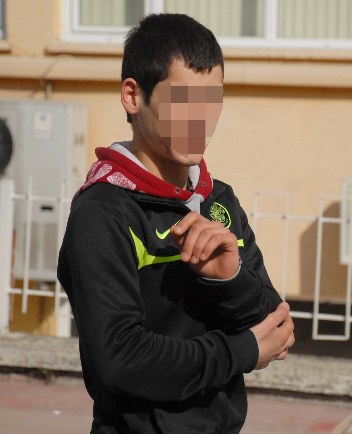 Sigarayla Spor Yaparken Kendisini Uyaranı Bıçaklayan Genç Tutuklandı