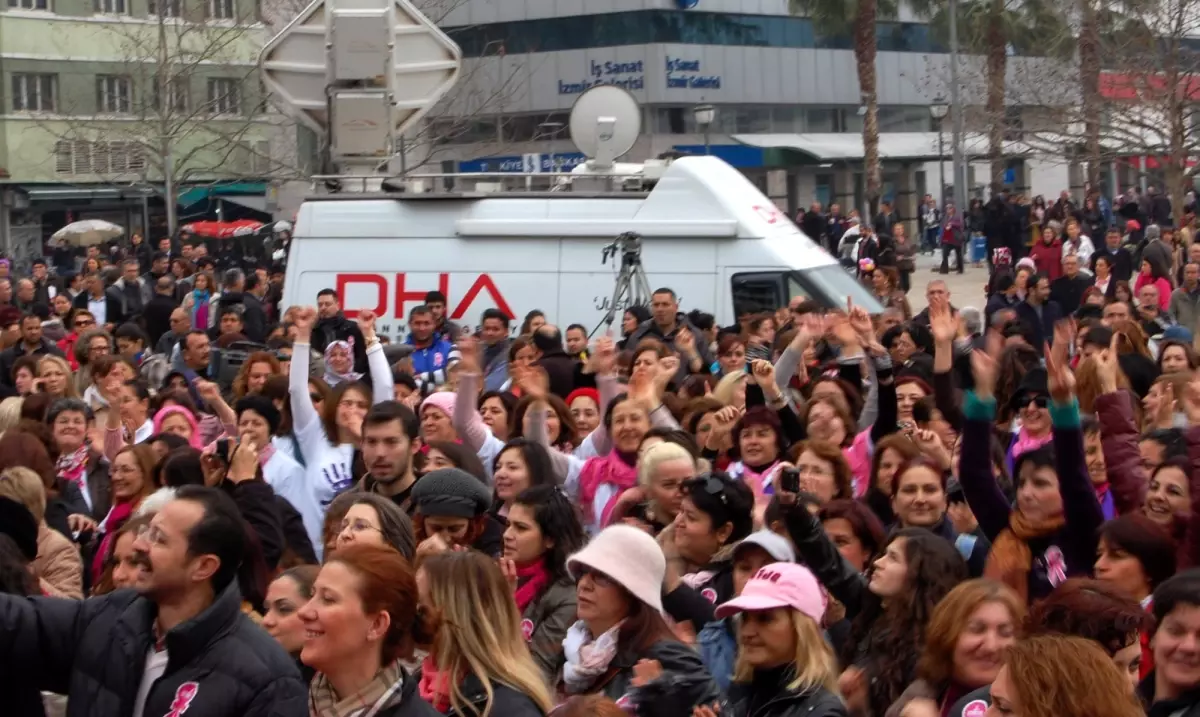 Sökeliler One Billion Rising Etkinliğine Katıldı