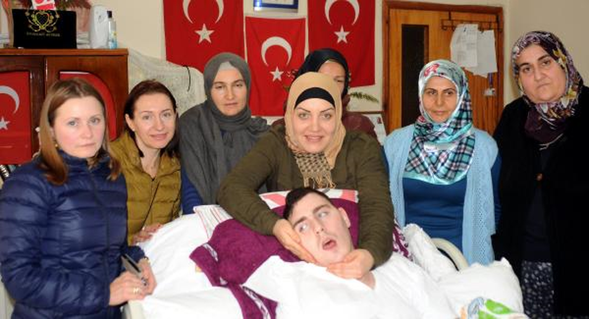\'Umut\'a Şarkı Söylemek İçin Rusya\'dan Geldiler