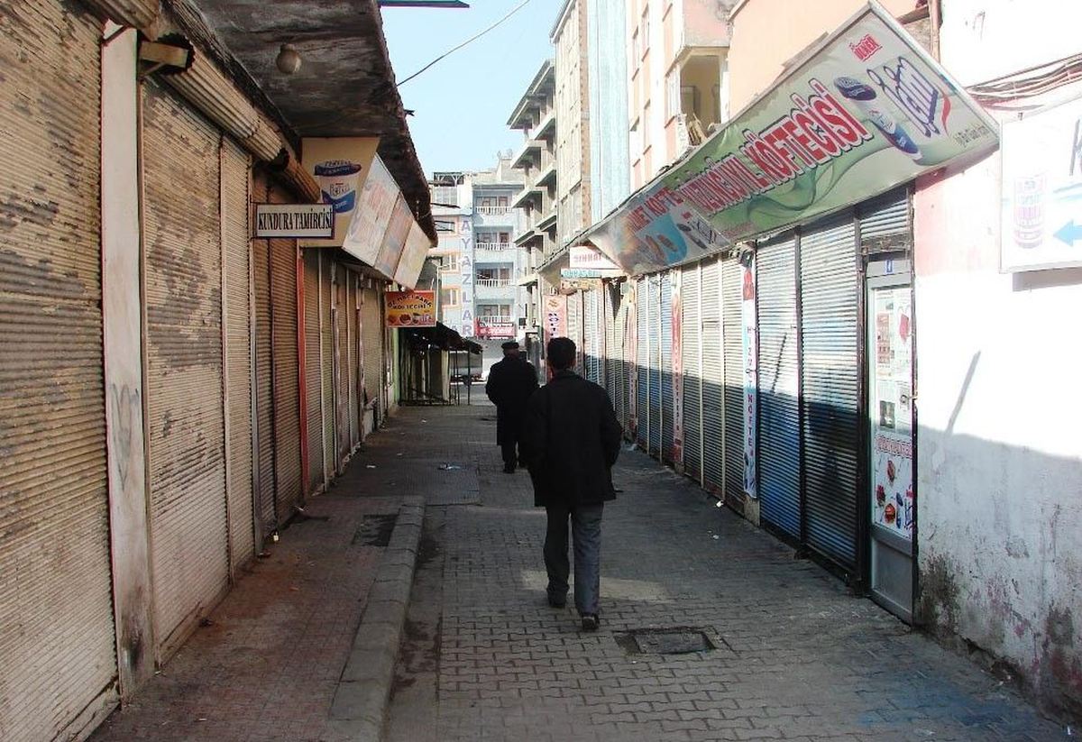 Varto\'da 15 Şubat Sessizliği