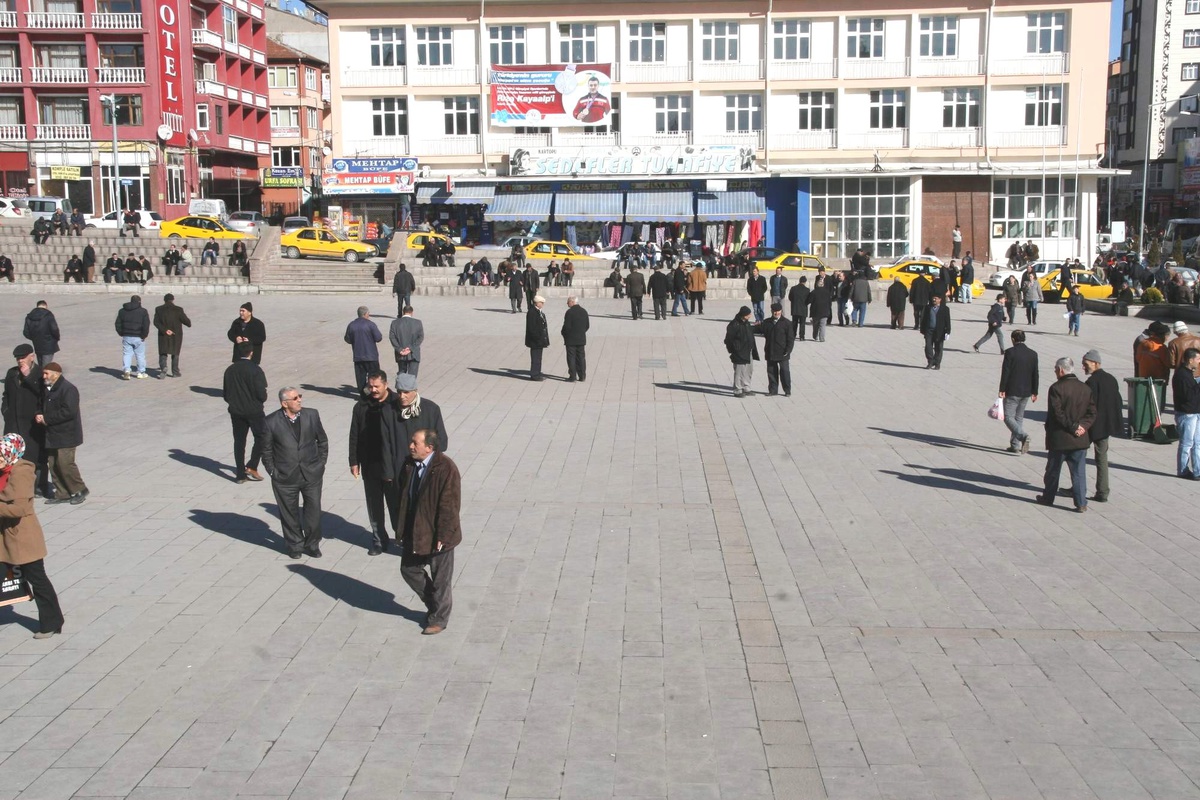 Yozgat\'ta 2012 Yılında Sigortalı Sayısı Arttı Bağ-Kurlu Sayısı Azaldı