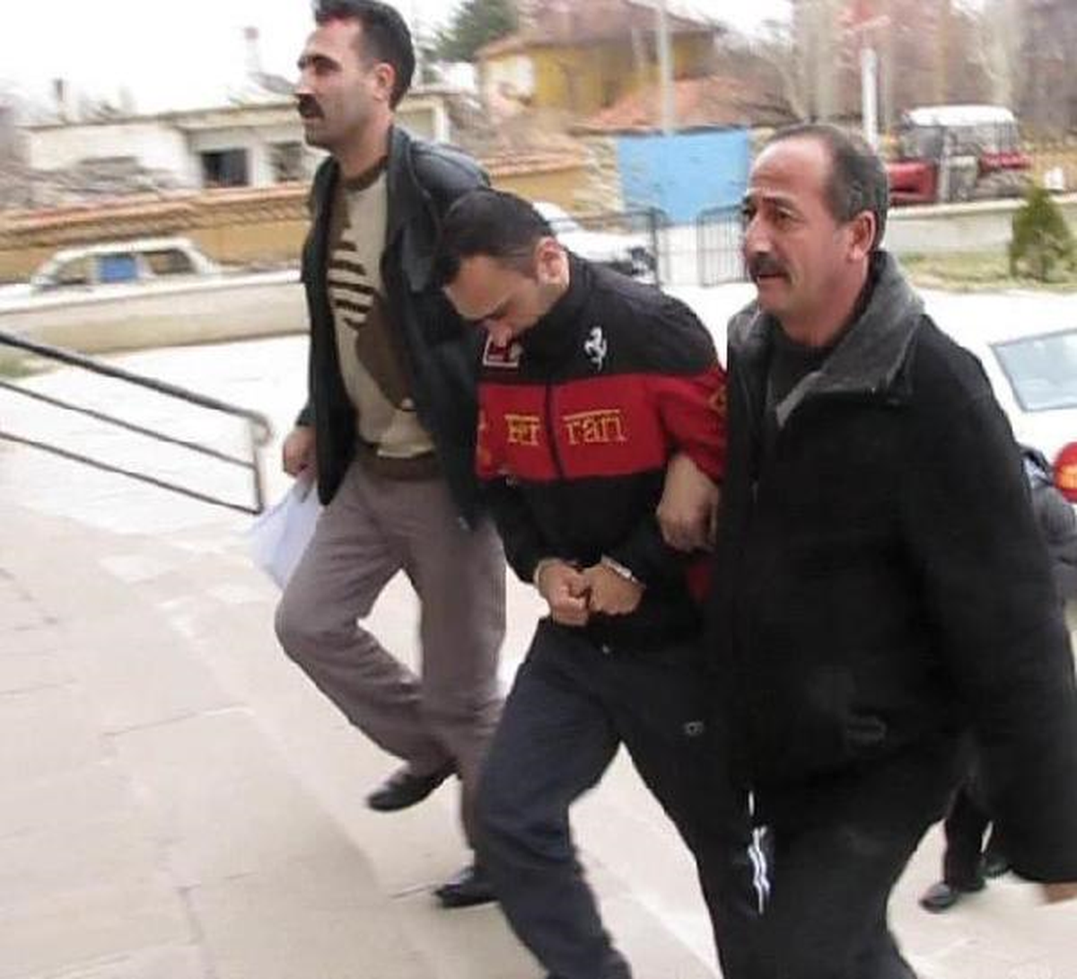 4 Bin TL Kazandığı Kuponunu Çoğaltıp Bayileri Dolandırmış