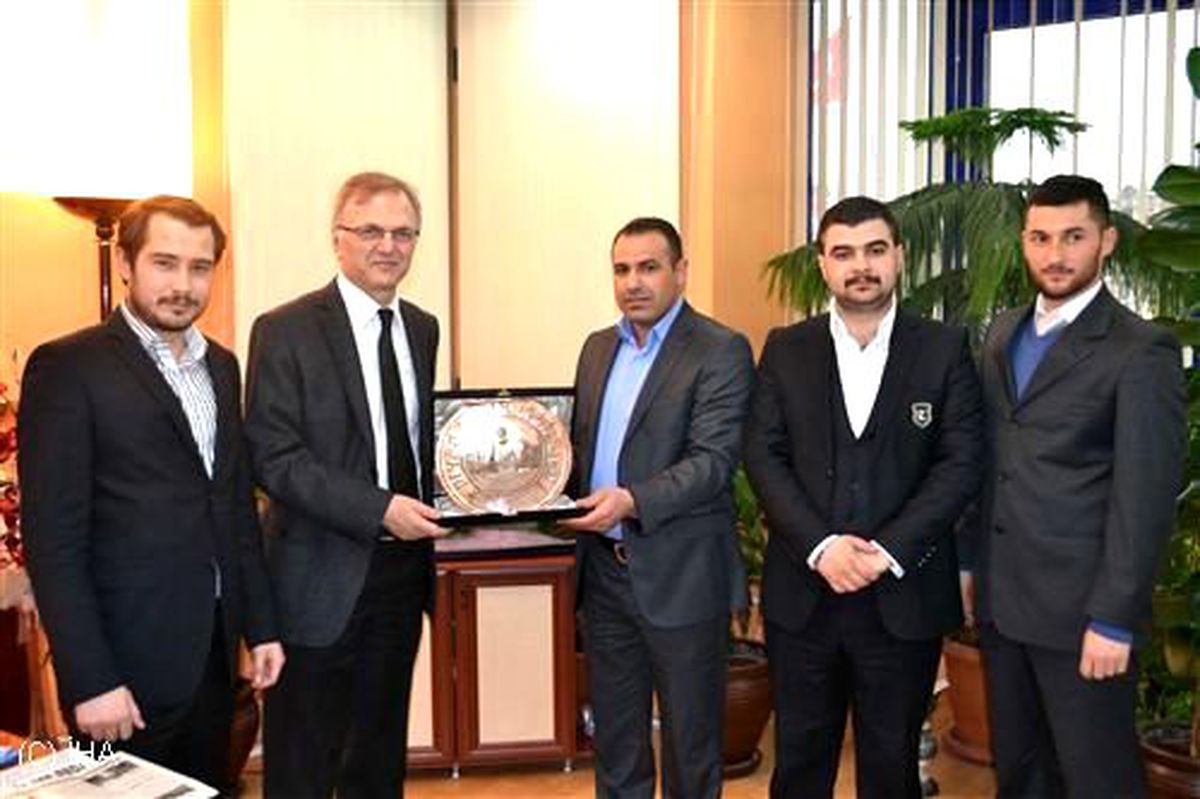 Ak Partili Gençler\'den Başkan Ertem\'e Diyarbakır Teşekkürü