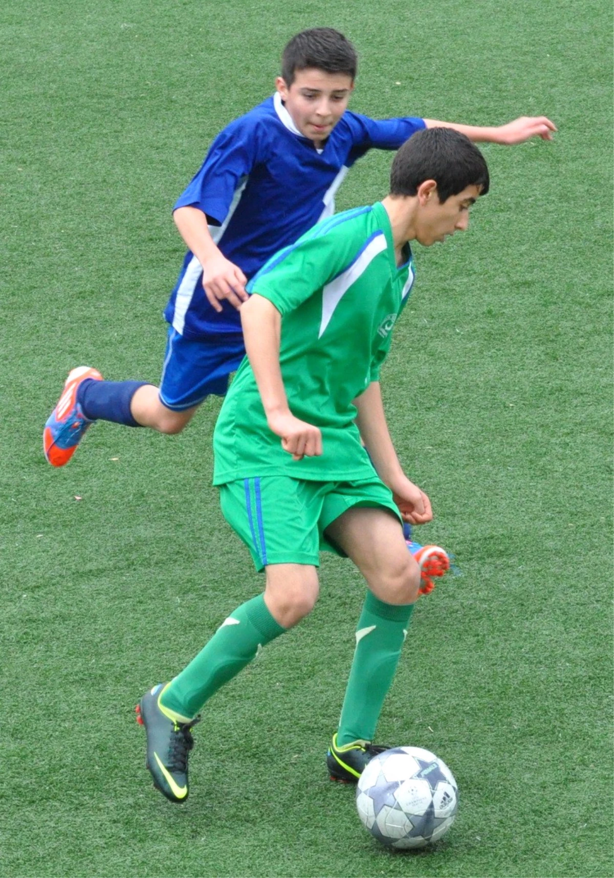 Aliağaspor U-14 Futbol Takımı İzmir Şampiyonu Oldu