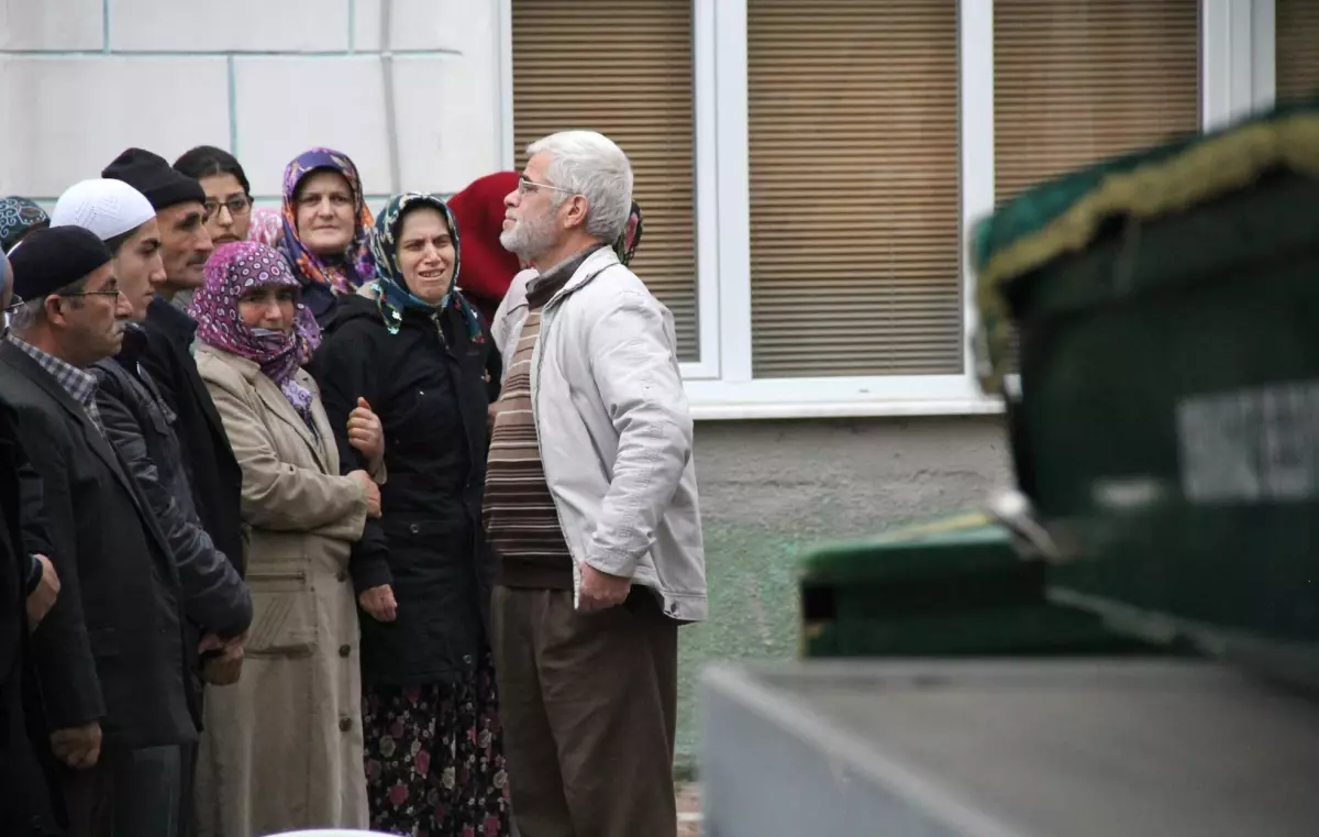 Bir Annenin En Acı Feryadı: "Yavrularımı Verin Bana"