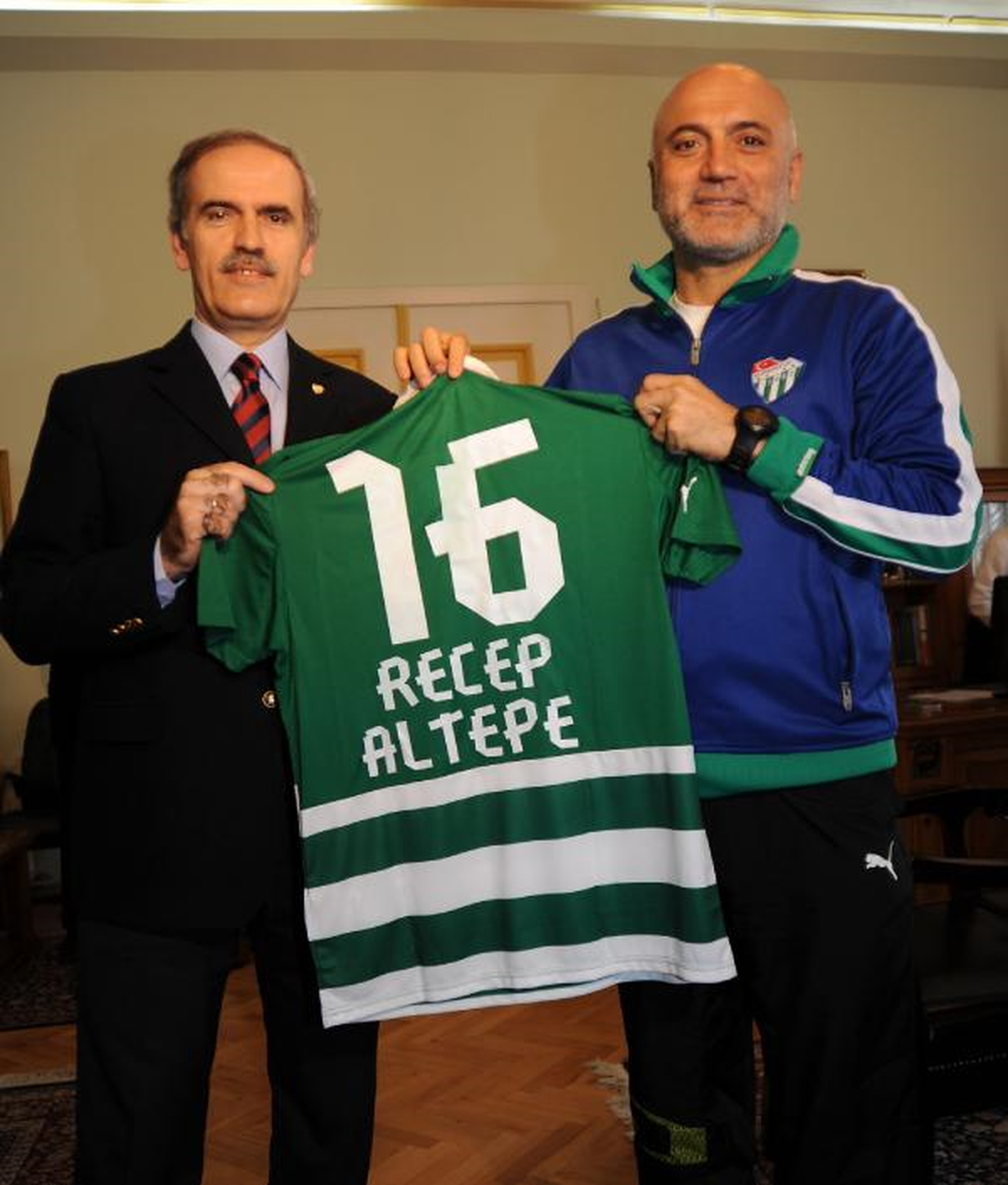 Bursaspor Teknik Direktörü Karaman: Hedefimiz Avrupa\'da Oynamak