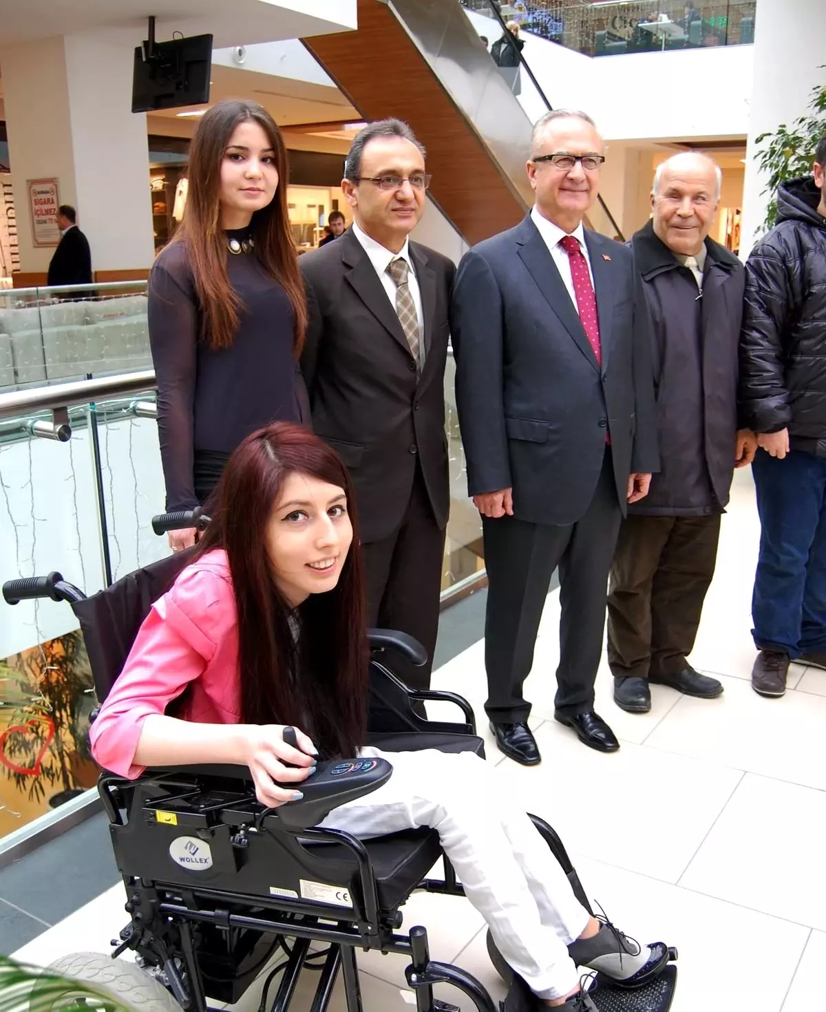 Engellleri Resimle Aşıyor