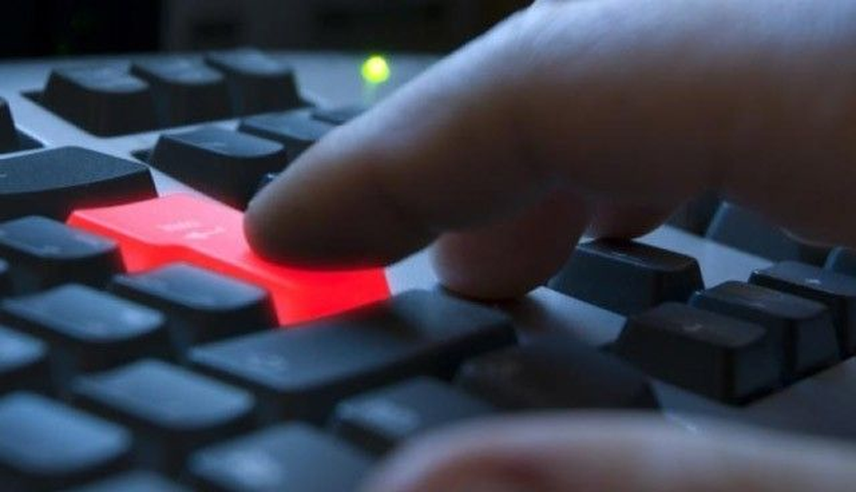 Facebook\'a Siber Saldırı