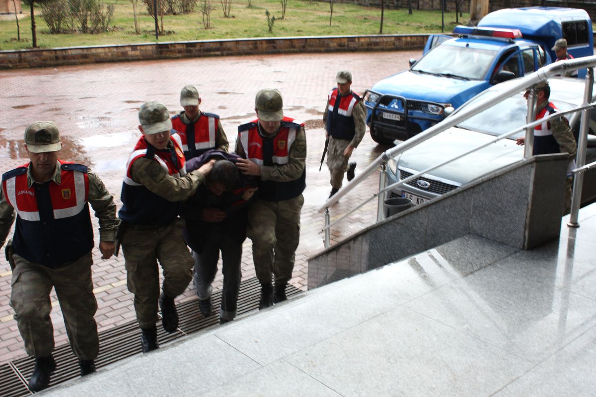 Jandarma, 2 Kadının Katilini Yakaladı