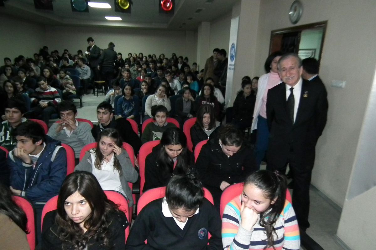 Kaçmaz, Öğrencilere Çanakale Destanını Anlattı