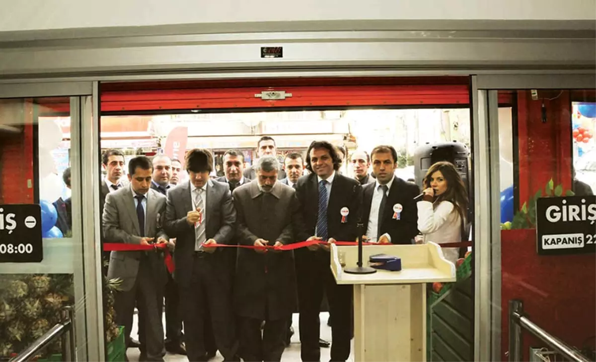 Kim Market 2013 Yılının İlk Yatırımını Güngören\'e Yaptı