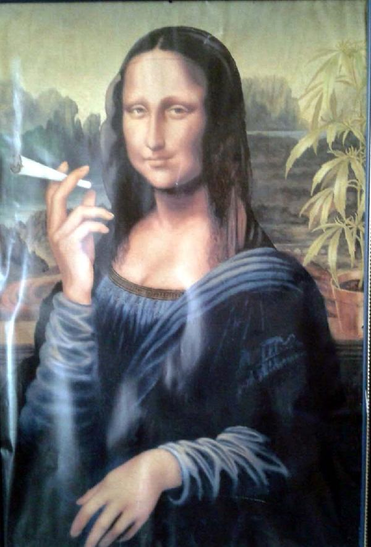 'Mona Lisa'ya Esrar İçirdiler