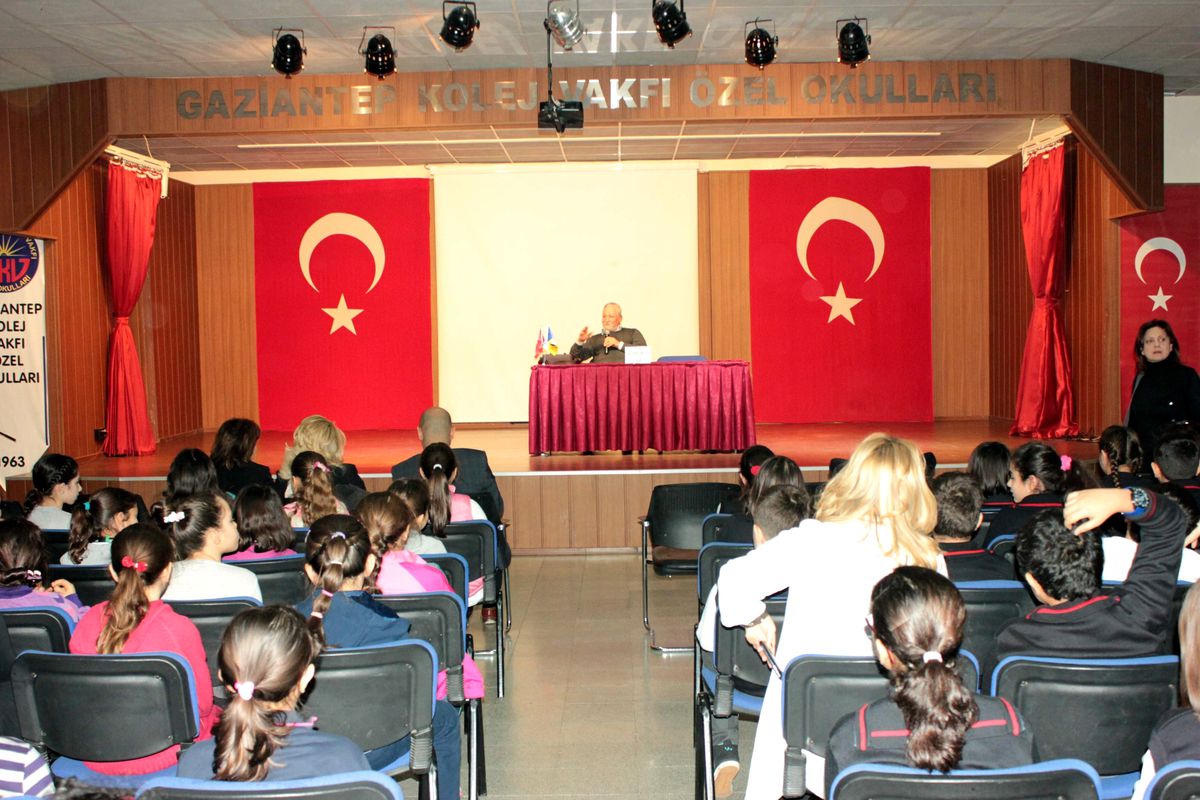 Gkv Özel İkokul Öğrencilerinde Kitap Sevgisi