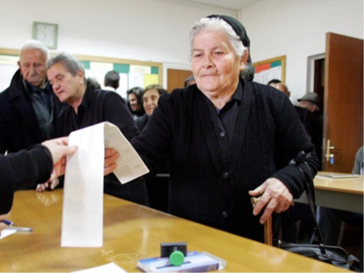 Güney Kıbrıs\'ta Kritik Seçim