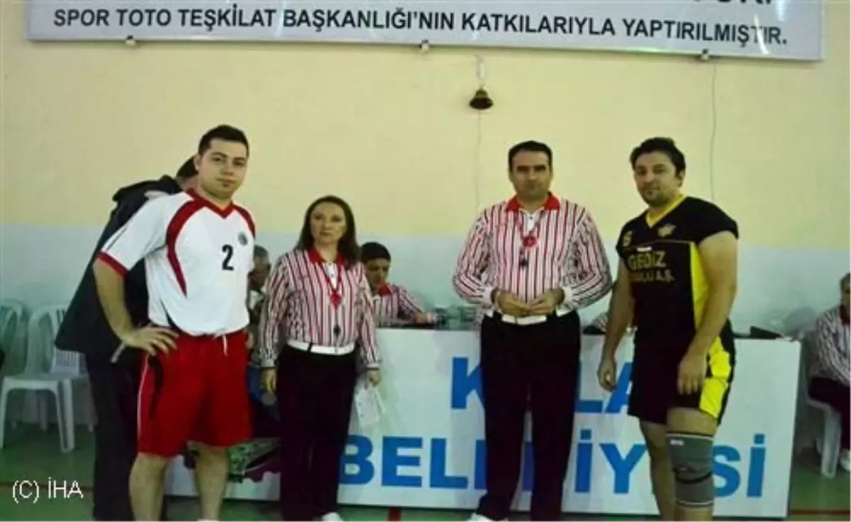 Kula Belediye Spor Rakip Tanımıyor