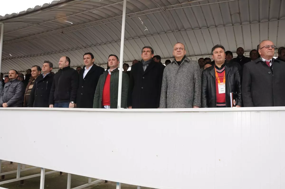 Manisa Belediyespor Lideri Geçemedi