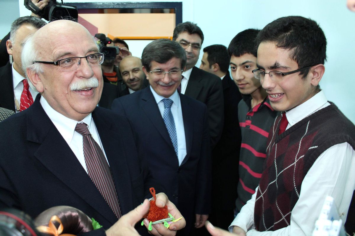 Avcı\'dan Engelli Öğretmen Açıklaması