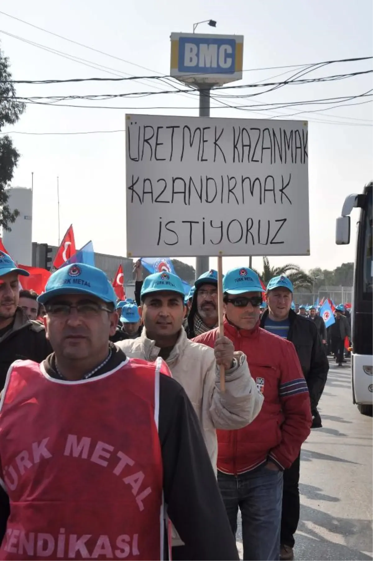 Bmc İşçileri Eylem İçin Yola Çıkıyor