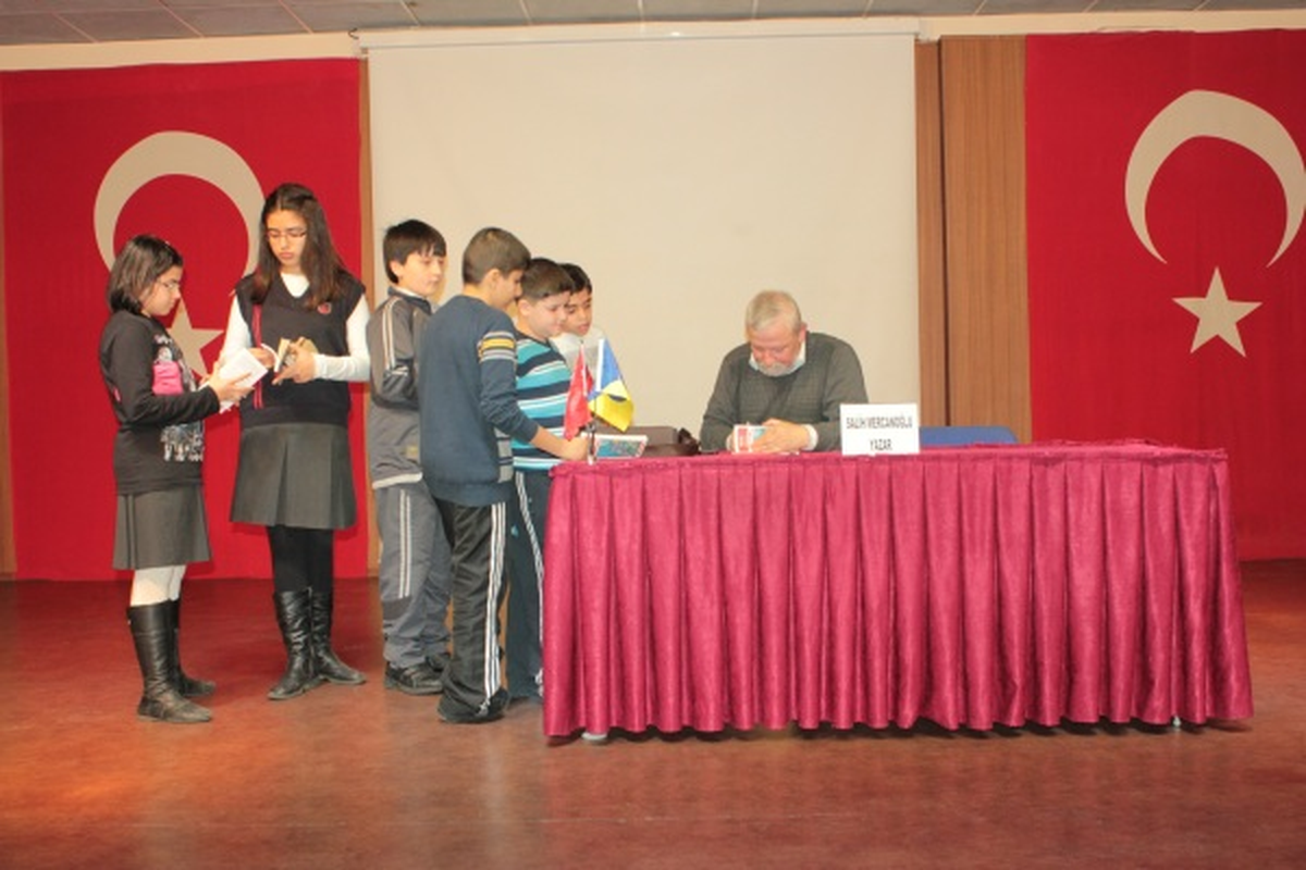 GKV Özel İkokul Öğrencilerinde Kitap Sevgisi
