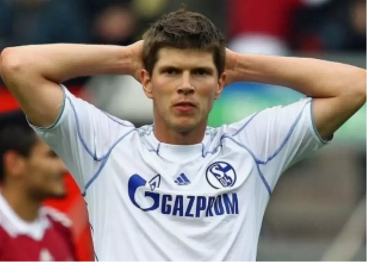 Huntelaar İstanbul\'a Geliyor