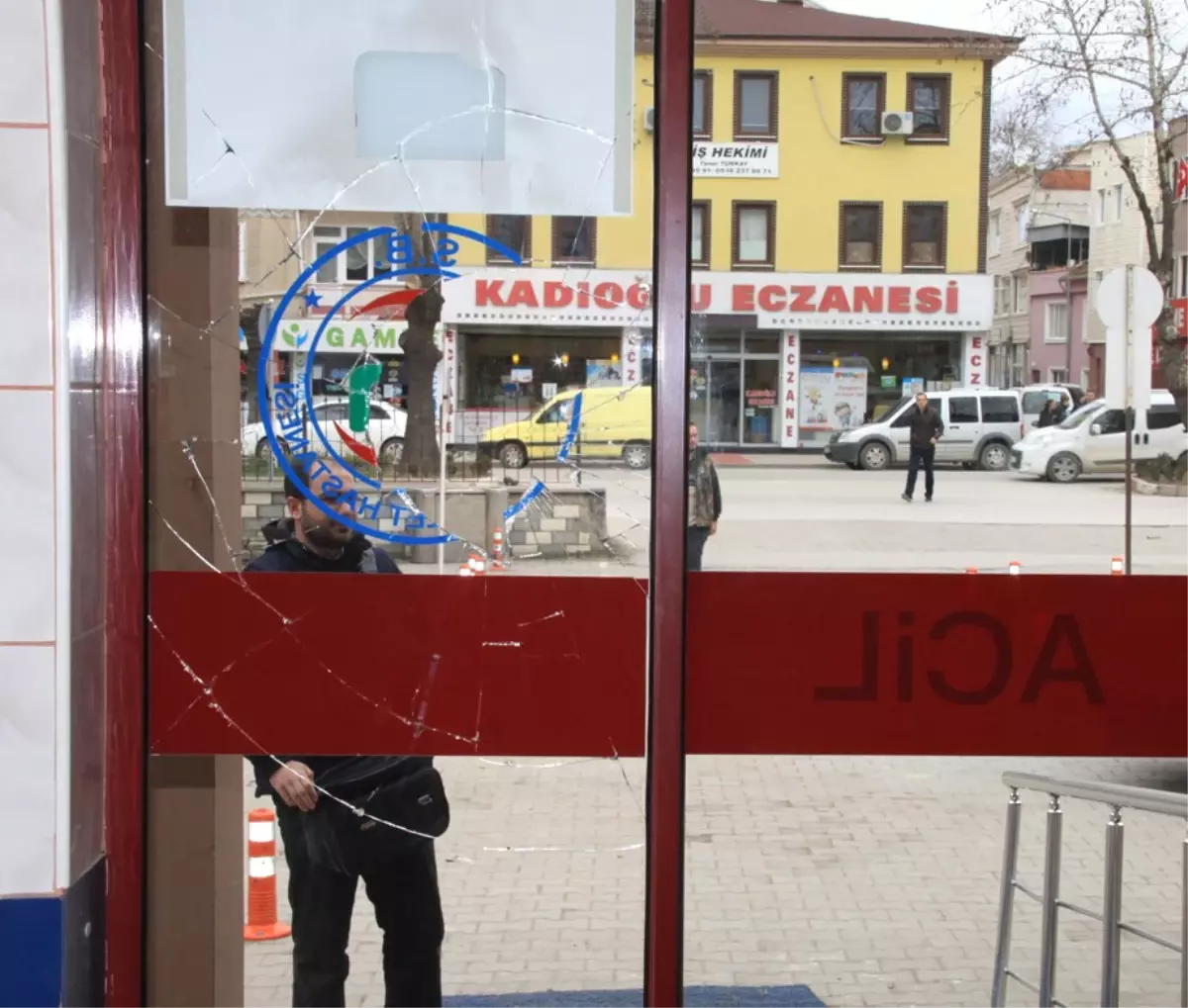 İnegöl\'de 3 Günde 3 Hastane Görevlisi Darp Edildi