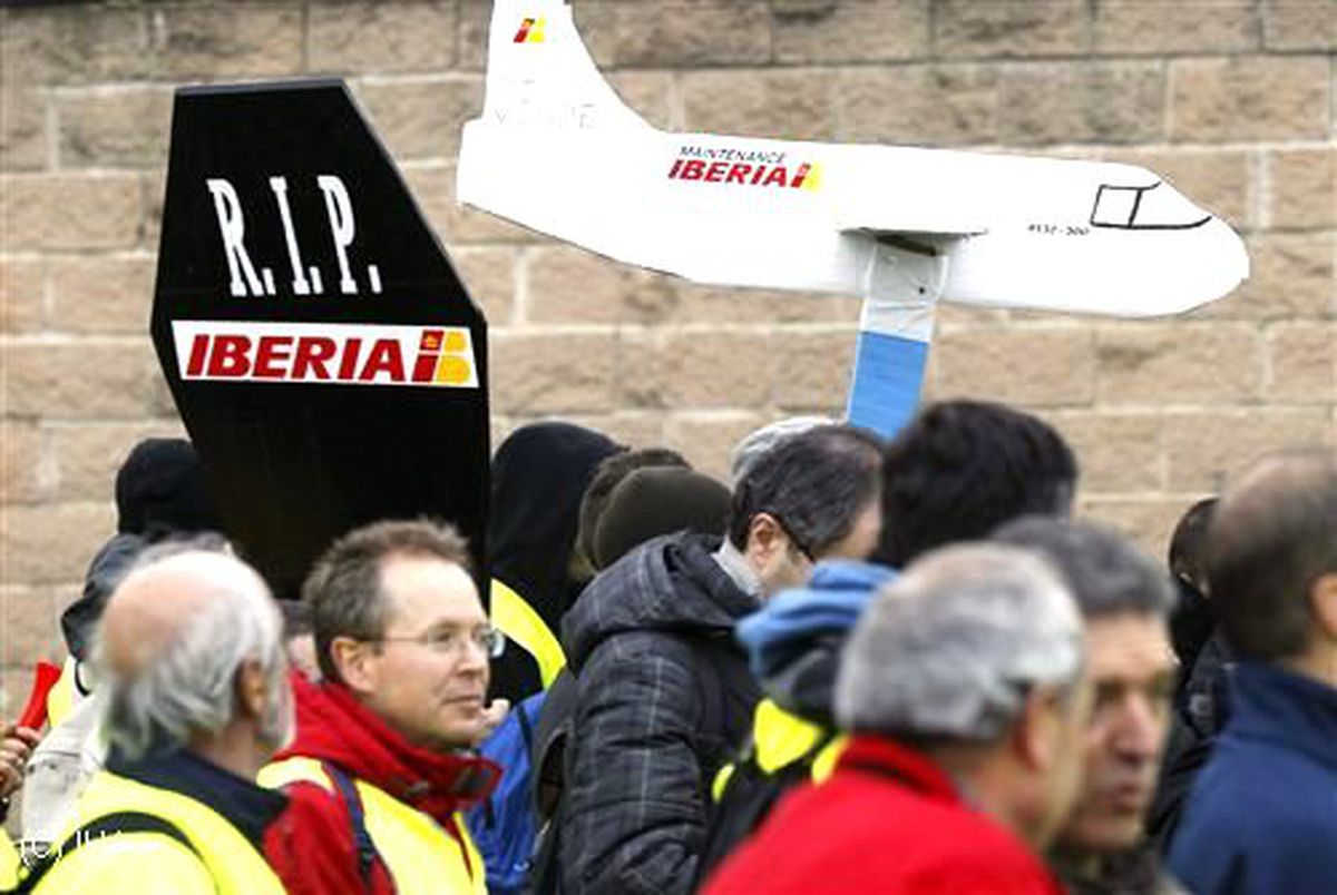 İspanyol Iberıa Havayolları Çalışanları Greve Başladı