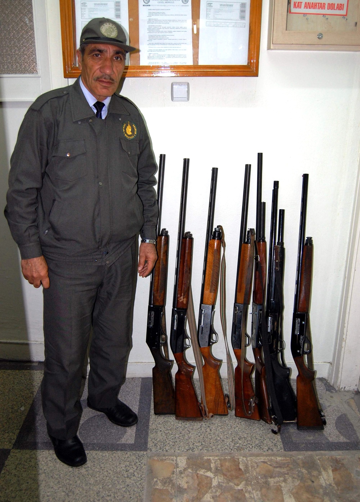 Kaçak Avcıların Silahlarına El Konuluyor