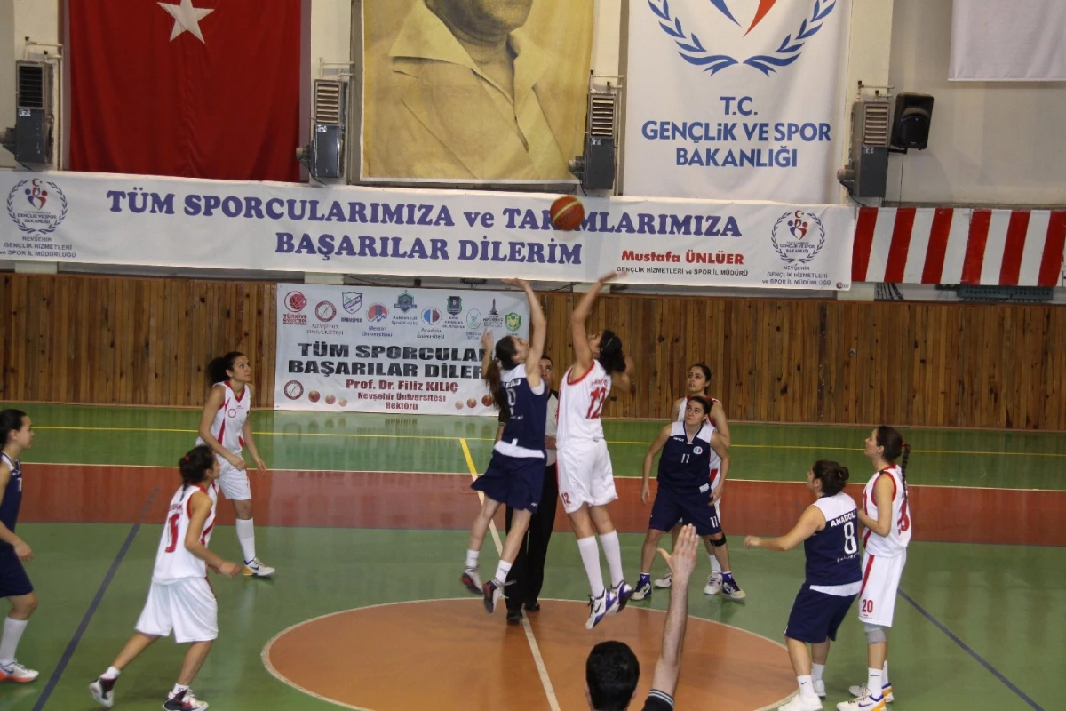 Neü Gençlik ve Spor Kulübü, Anadolu Üniversitesi\'ne 44-67 Yenildi