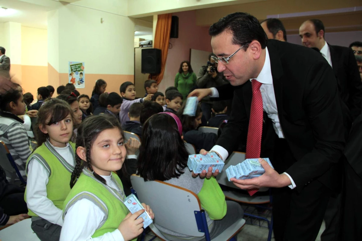 Nevşehir\'de Okullarda Süt Dağıtımına Başlandı