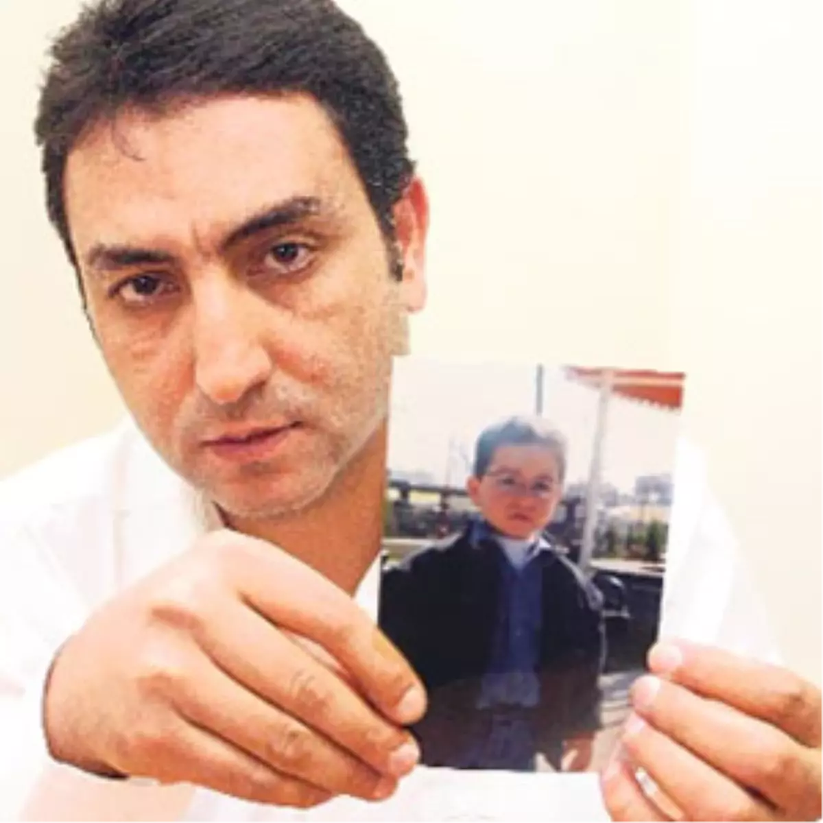 Oğlu Oyuncak Reyonunda Üzerine Dolap Düşerek Ölen Babanın Hukuk Mücadelesi