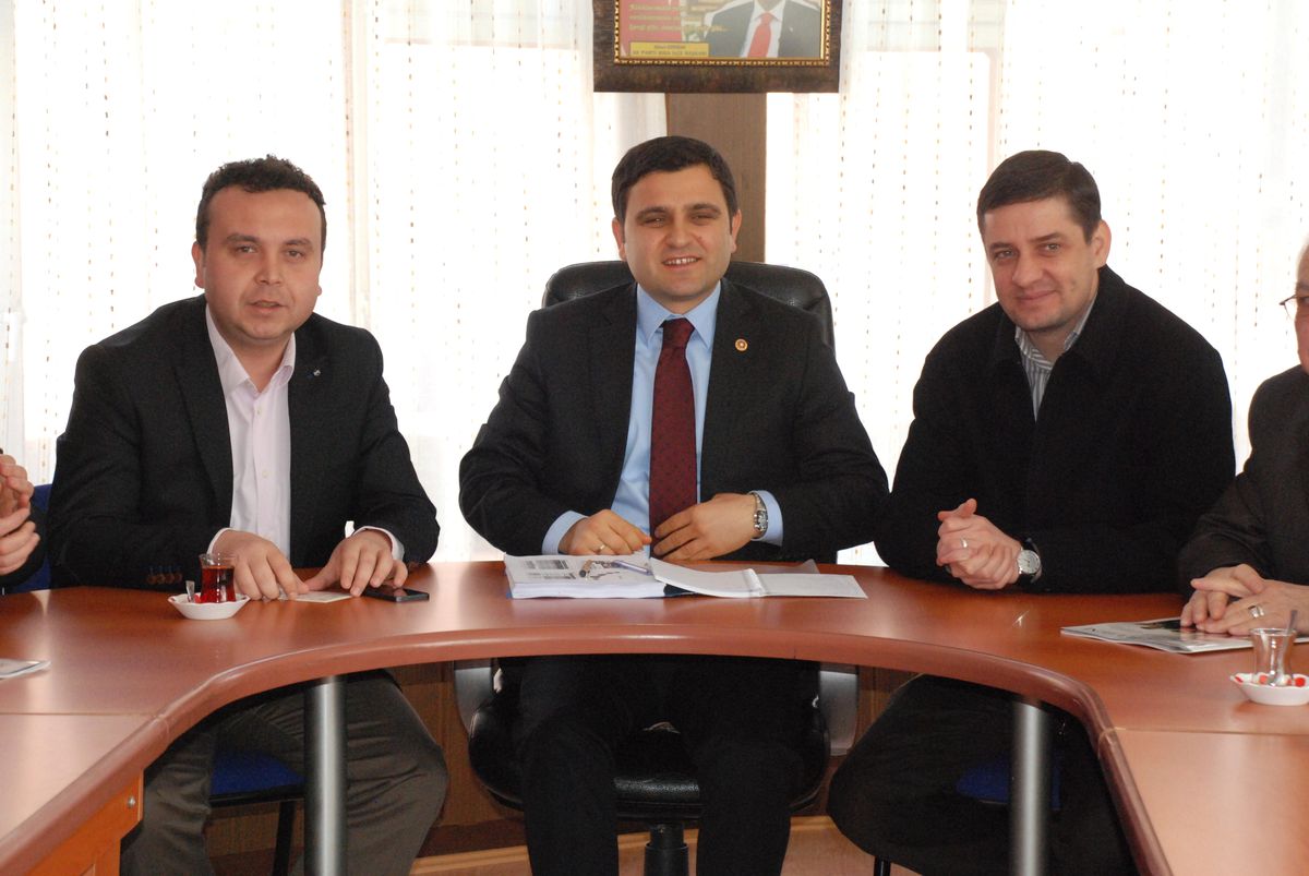 Kaşdemir Partililerle Bir Araya Geldi