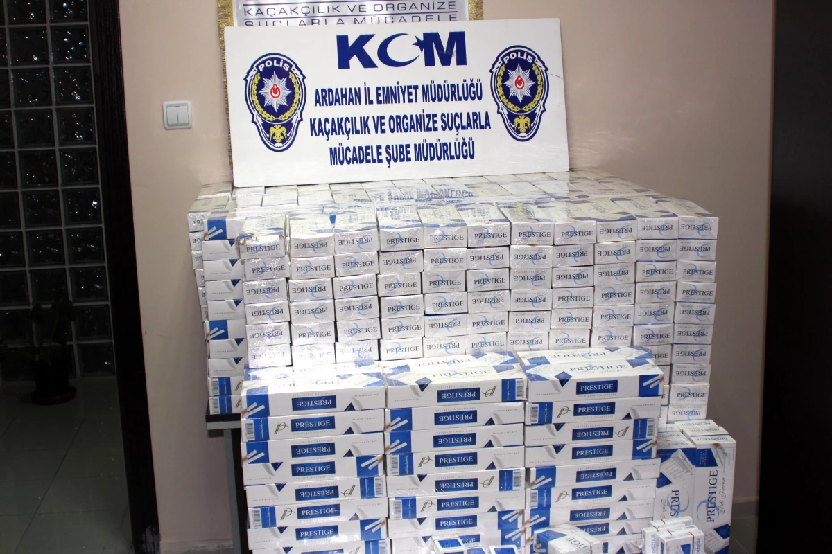 Ardahan\'da 2013 Yılında Düzenlenen Operasyonlarda 42 Bin 272 Paket Kaçak Sigara Ele Geçirildi