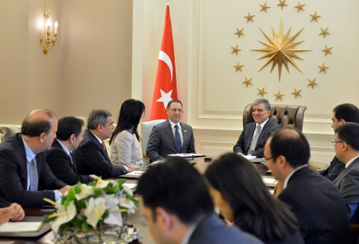 Arnavutluk Parlamentosu Başkanı Çoba Çankaya Köşkü\'nde