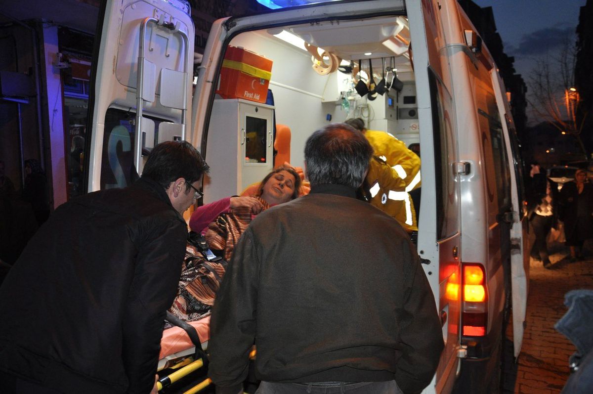Evine Giden Kadın Silahla Vuruldu