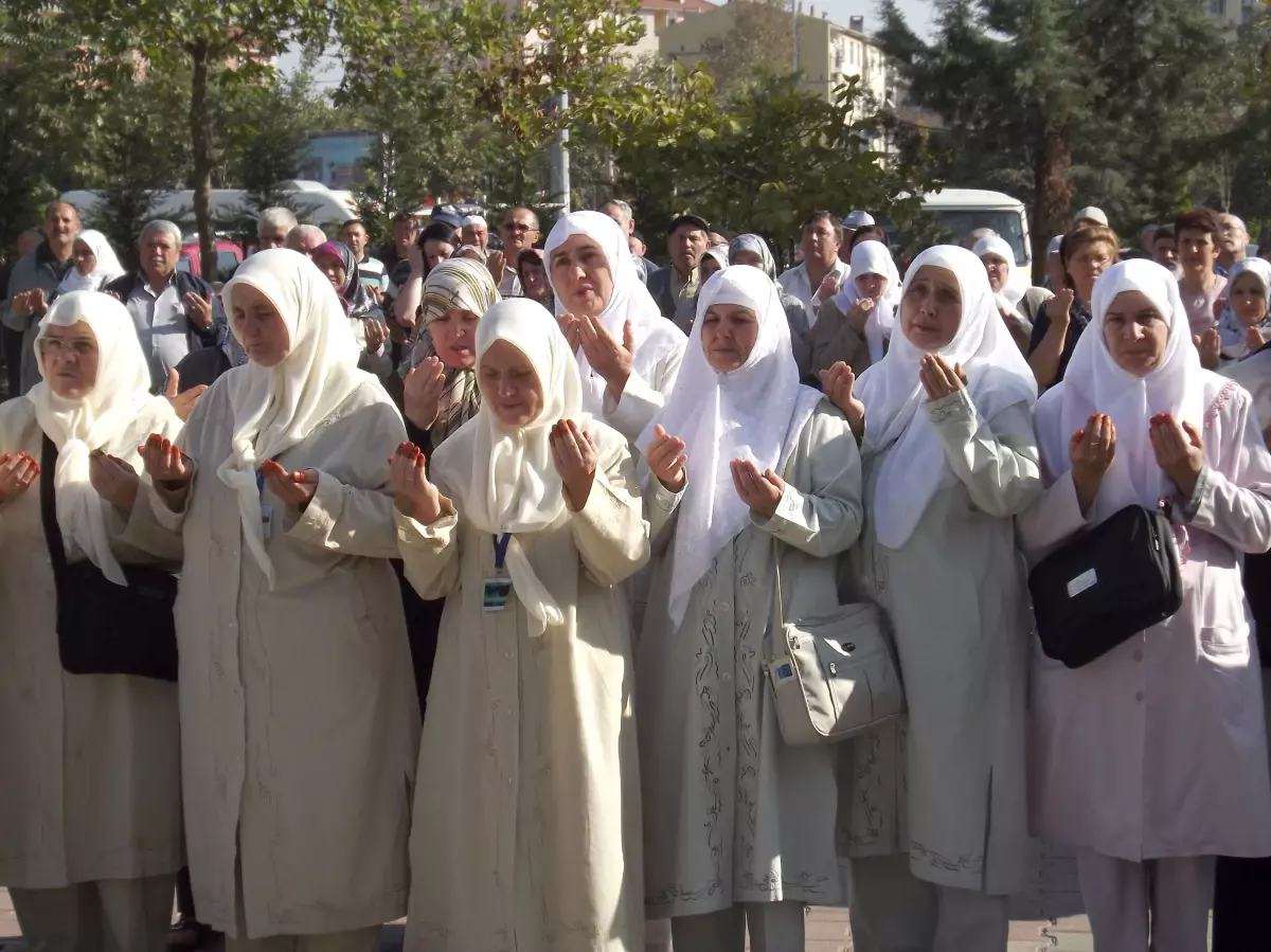 Hac Kontenjanı Umre Başvurularını Artırdı