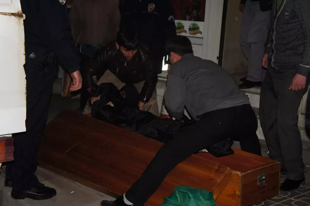 Hastaneden Kaçtı, Kahvede Öldü