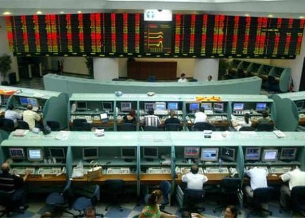 İMKB Günü Banka Hisseleri Öncülüğünde Yükselişle Tamamladı