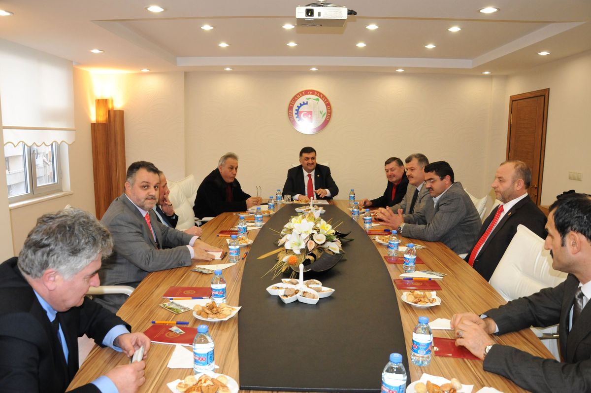 "Rize\'de Avm İş Adamları Öncülüğünde Kurulmalı"