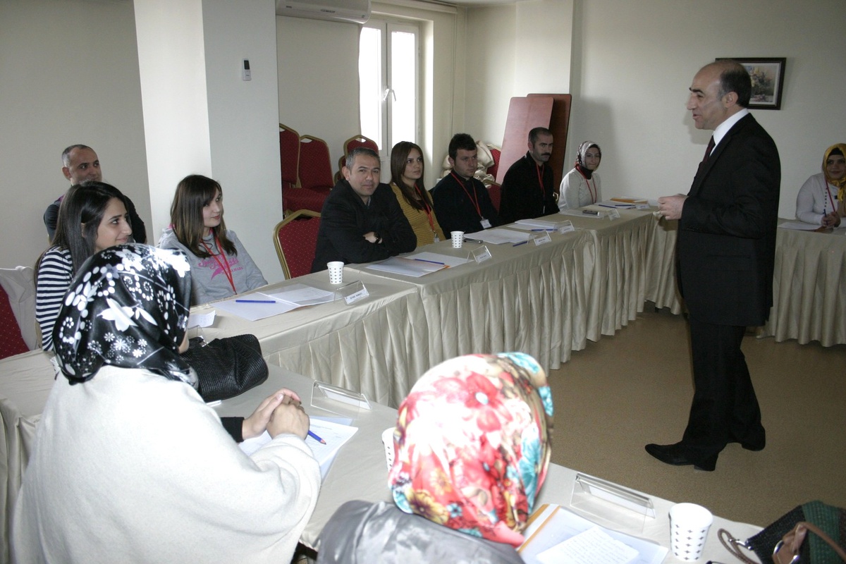 Acil Çalışanlarına İleri Yaşam Desteği Eğitimi