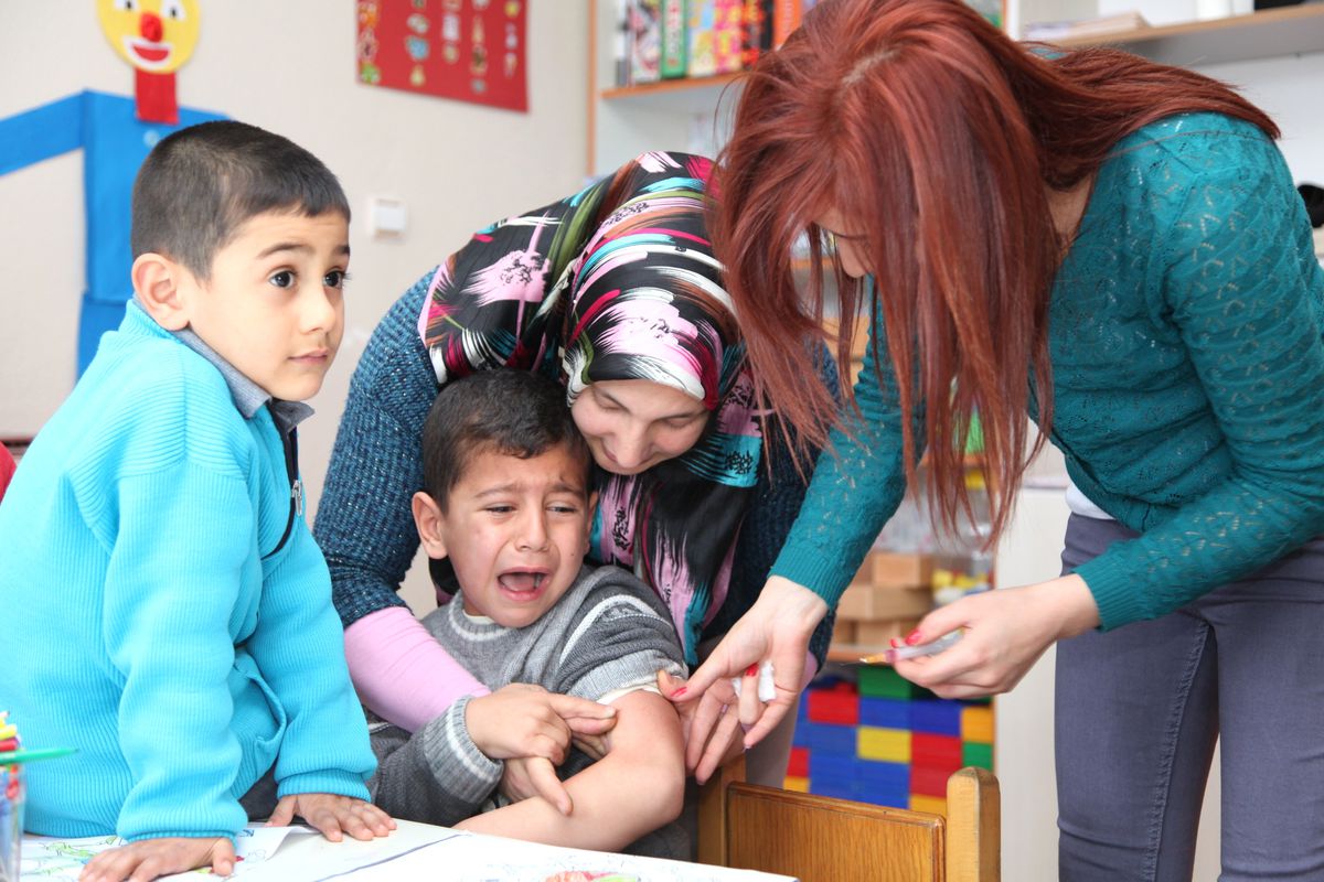 Ahlat\'ta Kızamık Aşısı