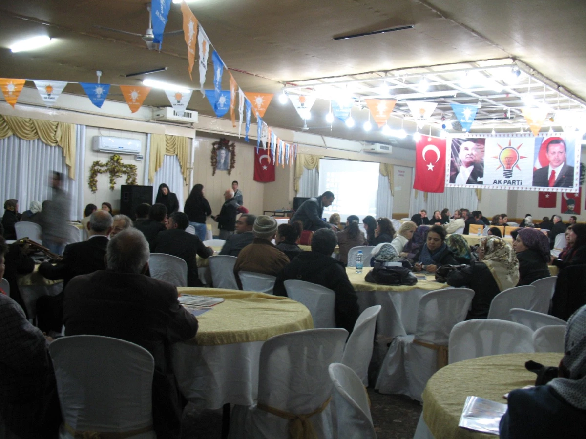 AK Parti Urla Danışma Kurulu Toplantısı Yapıldı